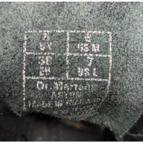 Dr. Martens Aston Black Laser Cut Leather Limited Edition Combat Boots 7 - Picture 8 of 8